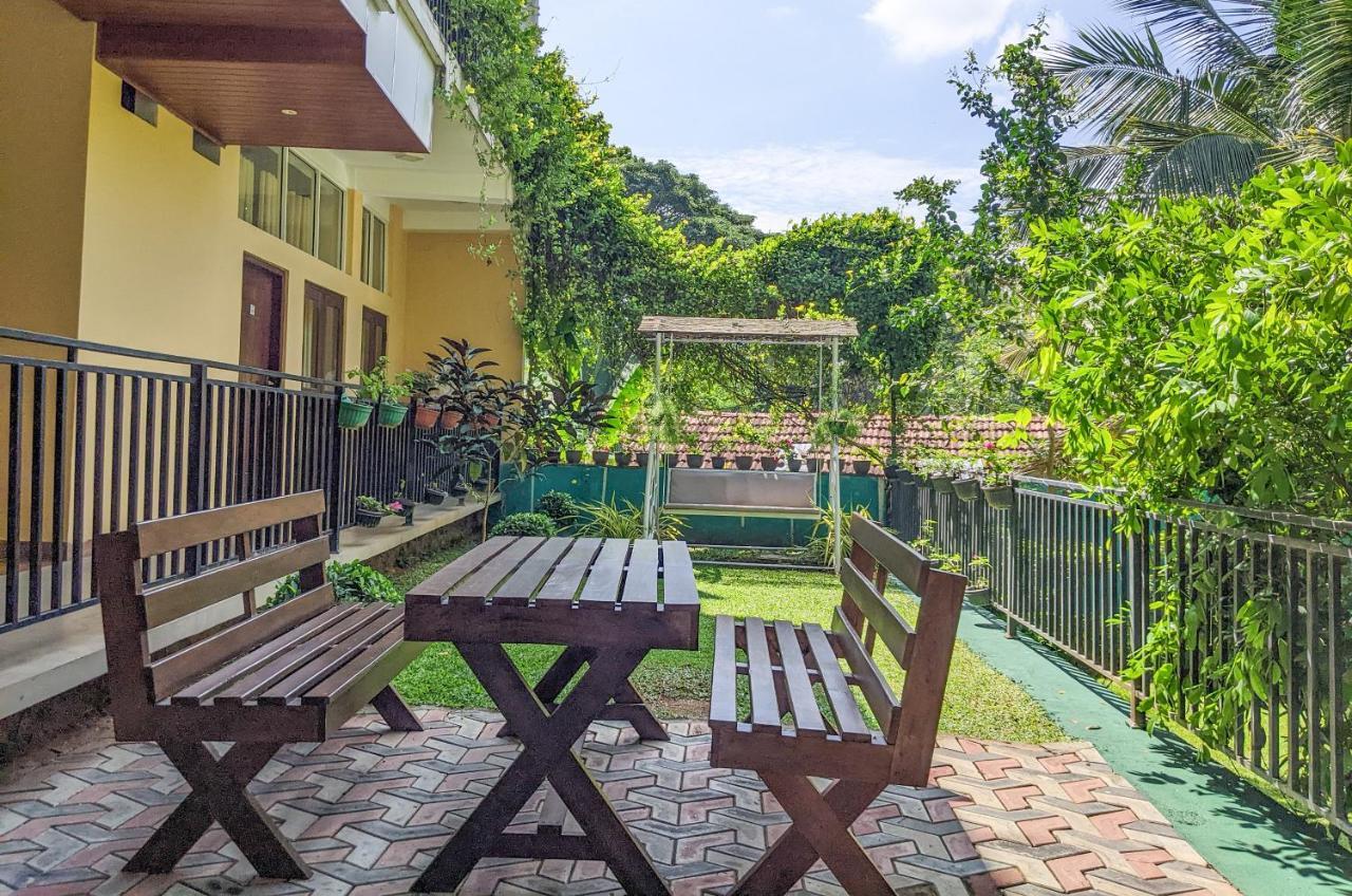 Yala Golden Wild Bed & Breakfast Tissamaharama Eksteriør bilde